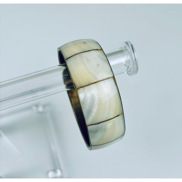 Vintage Bangle Mother of Pearl Bracelet Wide Brass - Picture 2 of 4